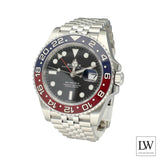 Rolex GMT-Master II 126710BLRO stalen horloge met Pepsi bezel en Jubilee band, perfect voor piloten met twee tijdzones.